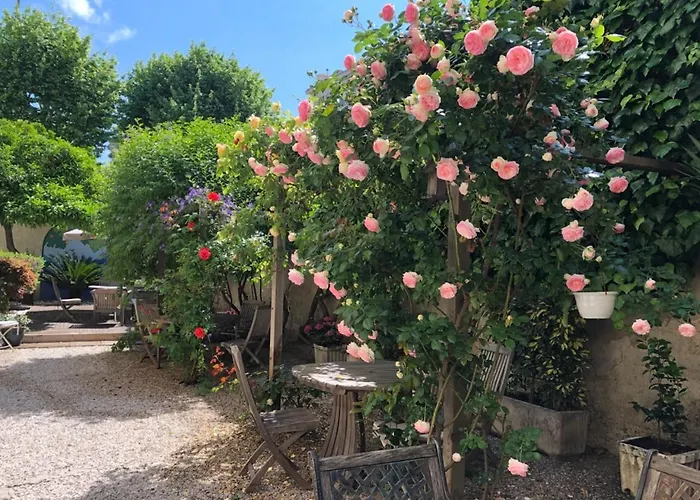 Nice Garden Hotel